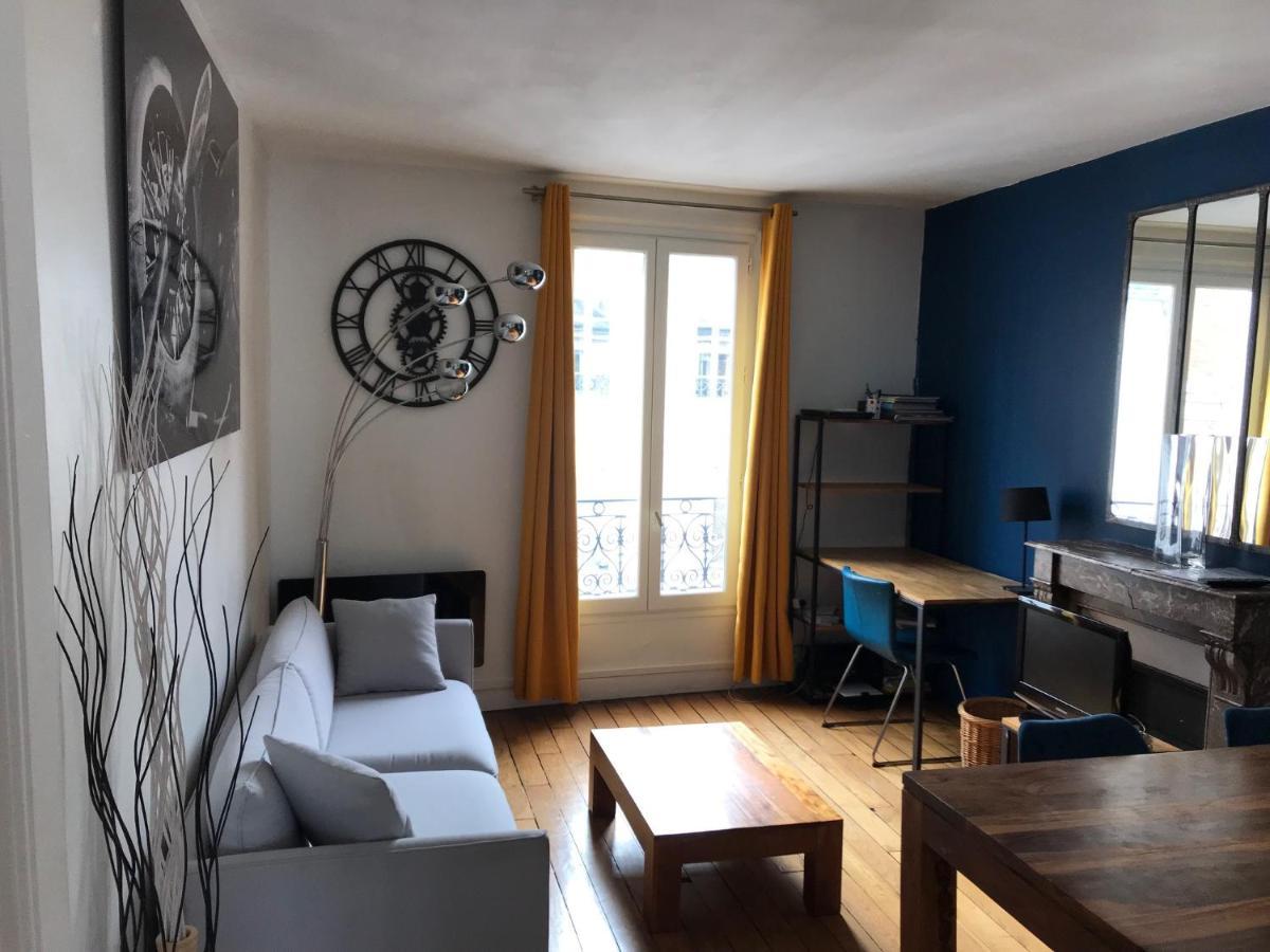 Quiet Apartment Hill Of Montmartre Париж Екстериор снимка