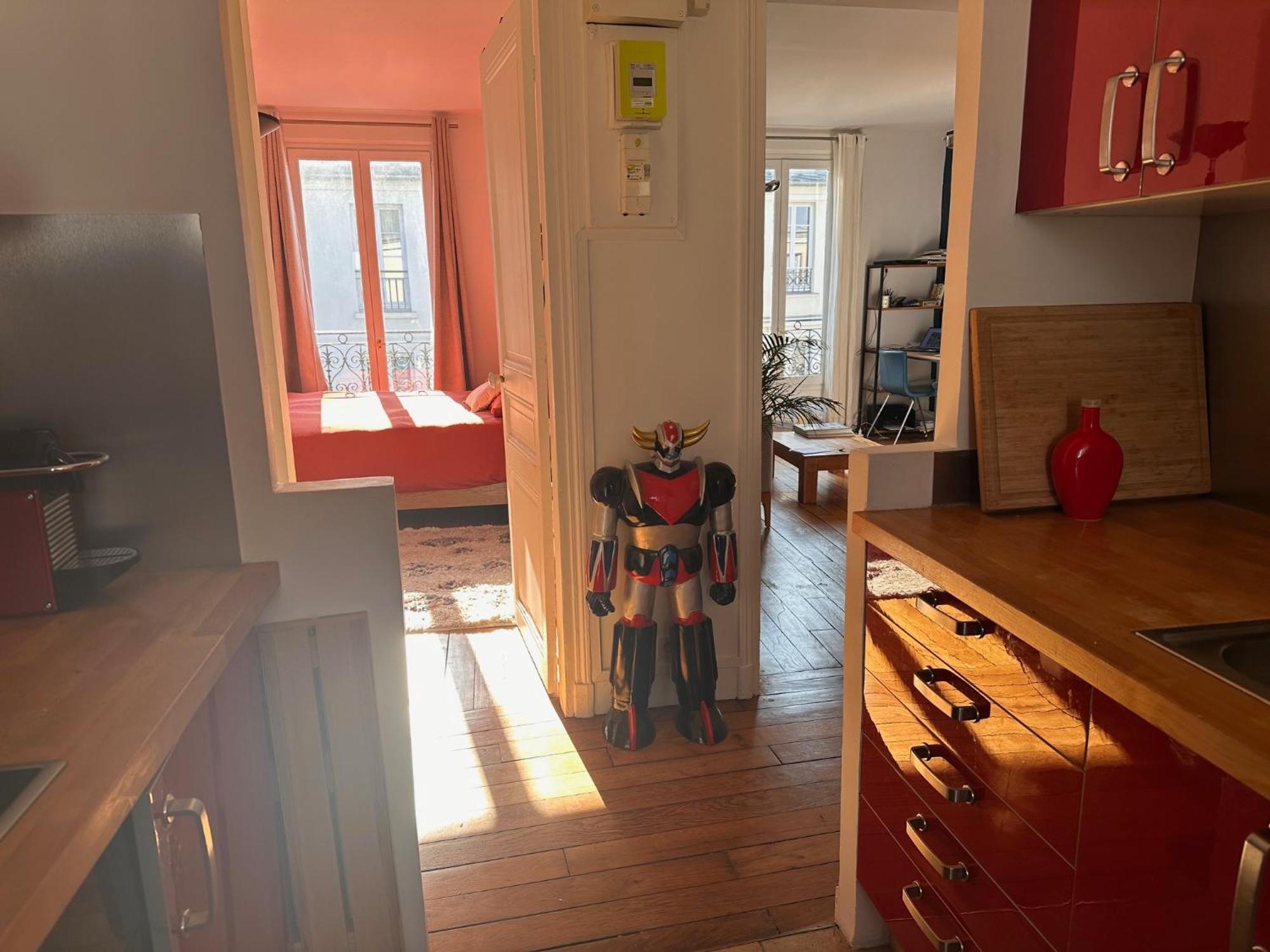 Quiet Apartment Hill Of Montmartre Париж Екстериор снимка